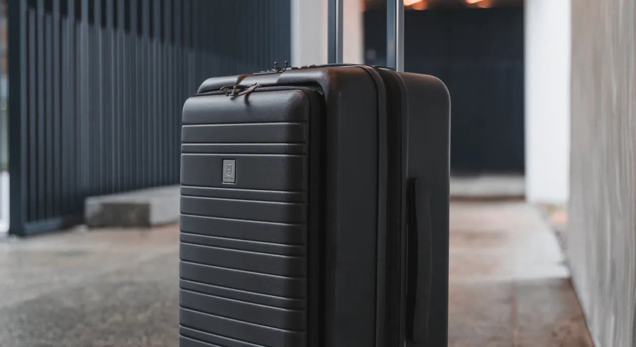 Czy można mieć buty w bagażu podręcznym? Sprawdź zasady i porady